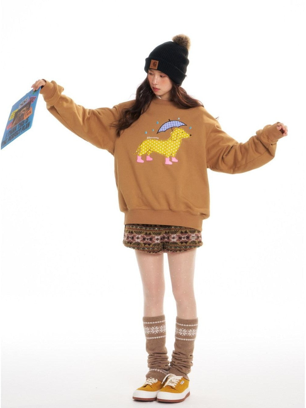 Light Brown Applique Embroidery Chain Crewneck Women's Cotton Blend Sweatshirts