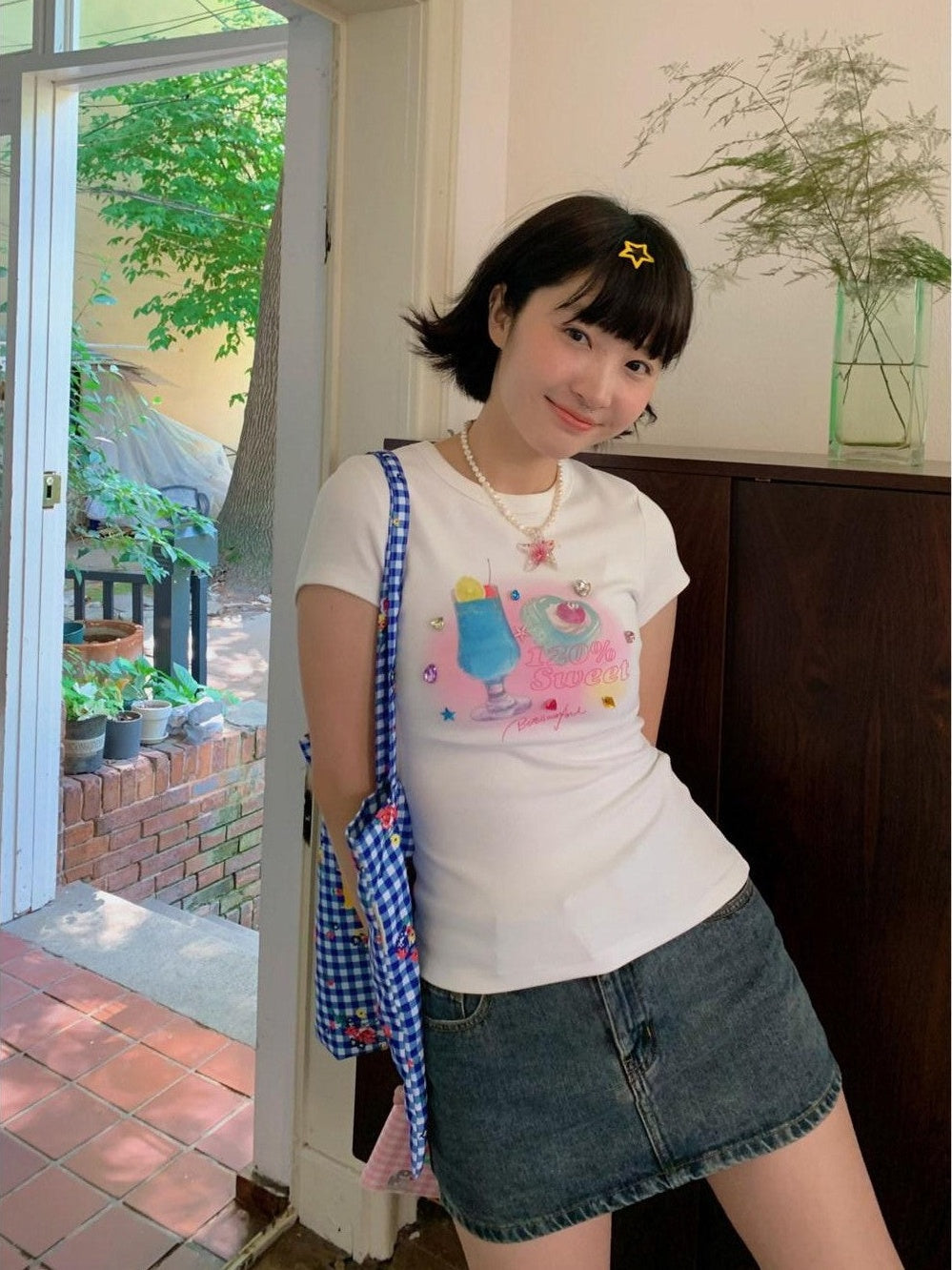 White Tie Dye Rhinestone Women's Viscose Cotton Blend Slim T-shirts