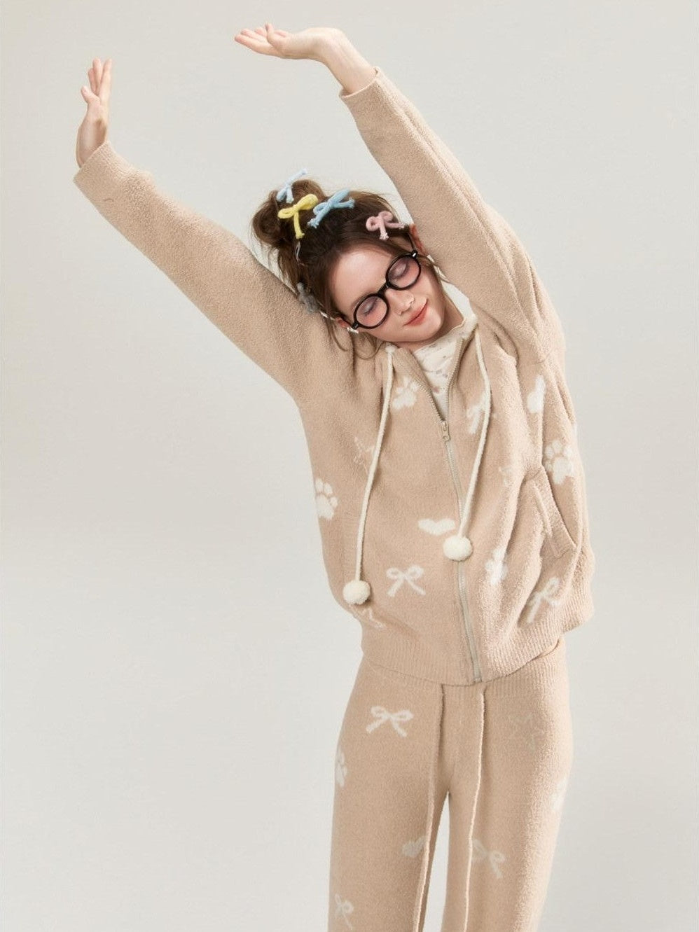 Puppy Paw Hooded Warm Soft Women's Polyester Lounge Top & Pants Sets
