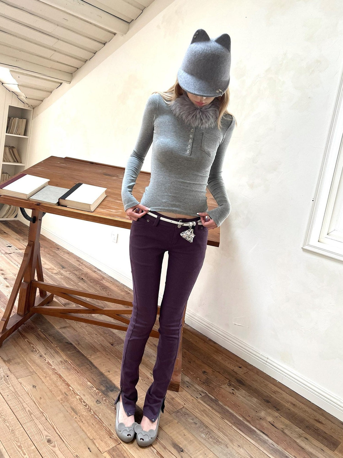 Soft 100 Percent Cotton Commuter Slim Fit Unisex Customizable Fur Scarves