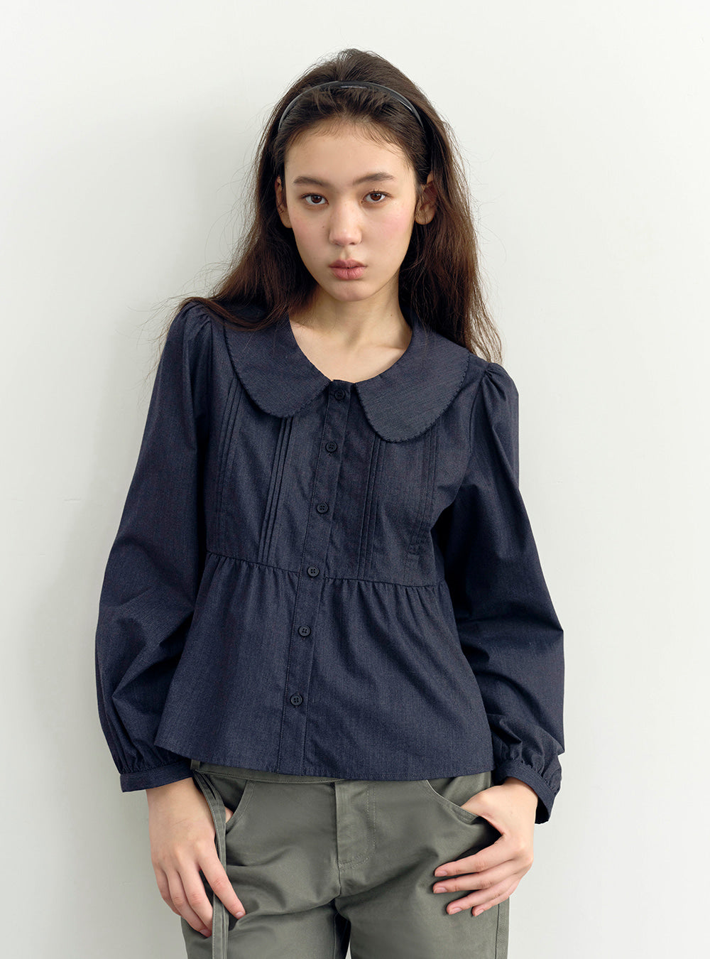 Doll Collar Pintuck Shirt