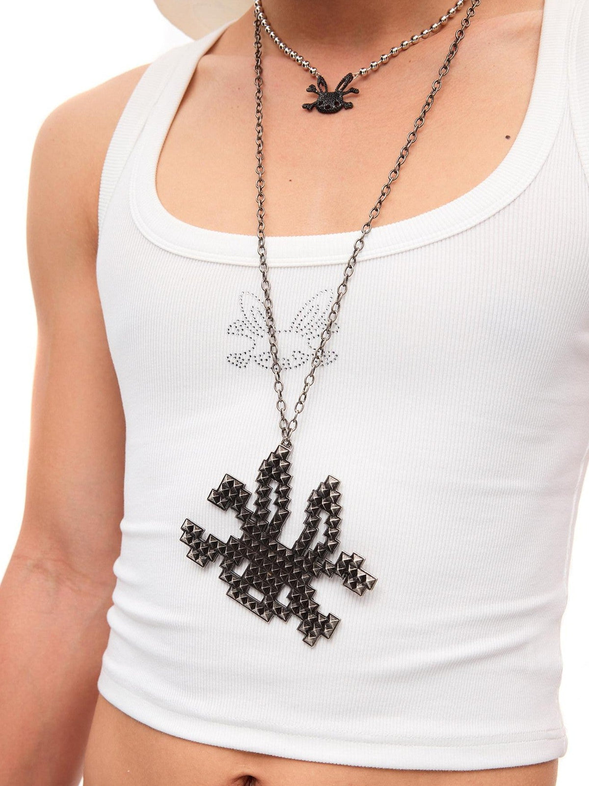 Studded Rabbit Skull Pendant Women'S Black Silver Alloy Necklaces
