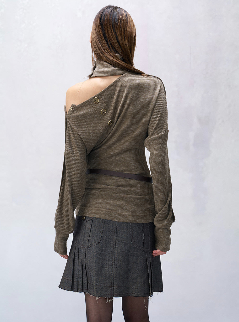 Reversible Ruffle Button Off Shoulder Top (2color)