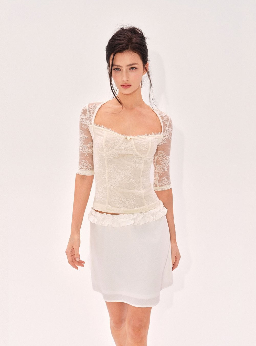 Shell Lace Mid Sleeve Top