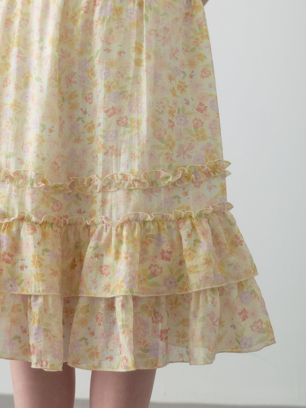 Berry Curve Ruffle Skirt