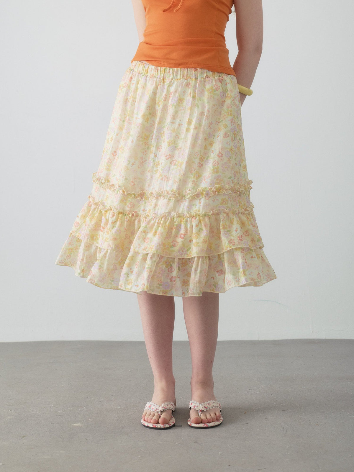 Berry Curve Ruffle Skirt