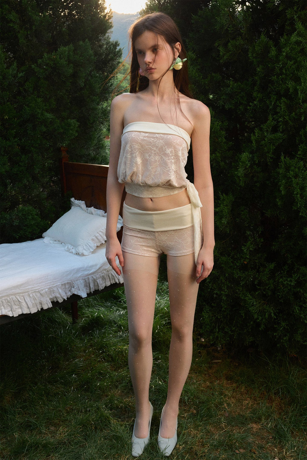 Cinnamon Lace Bandeau Swimwear