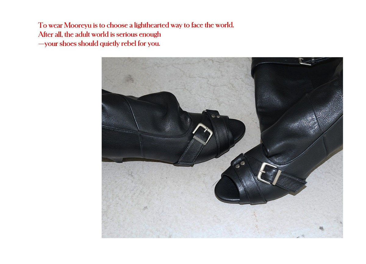 Night Buckle Midcalf Boots