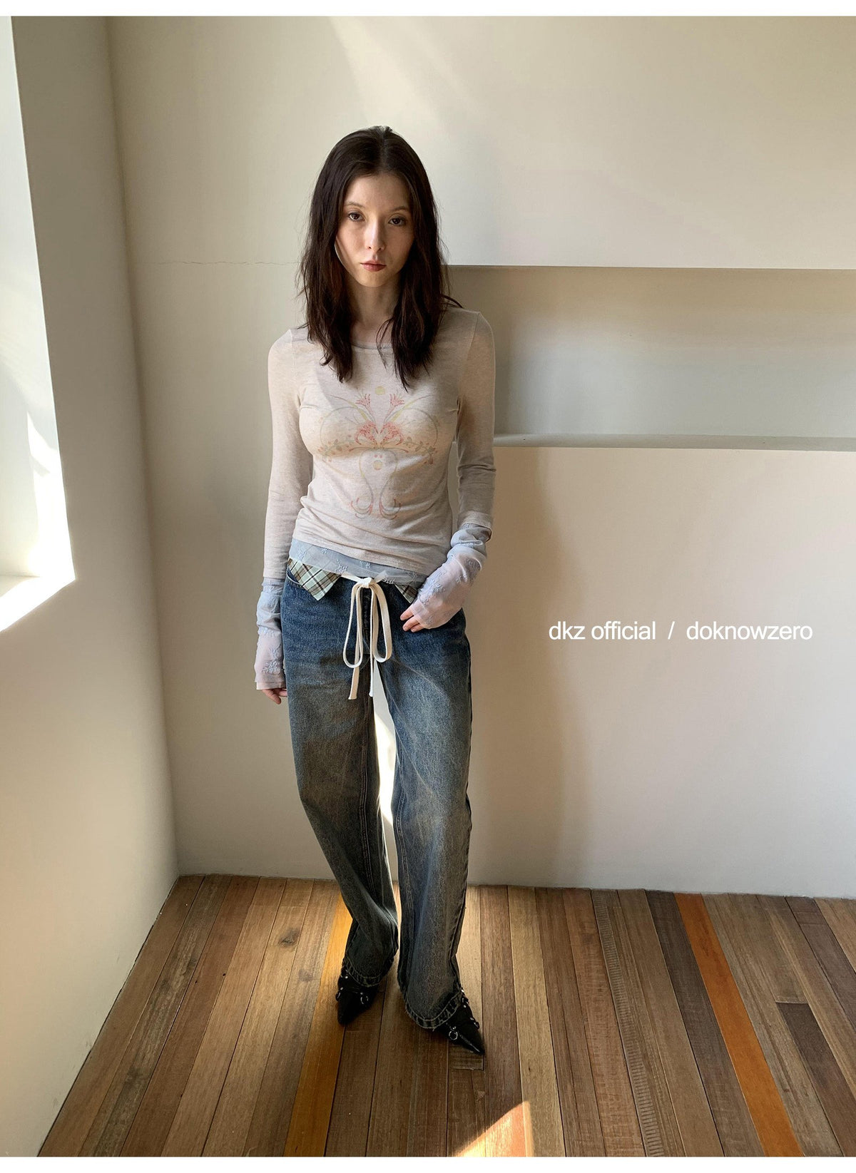 Plaid Accent Straight Denim Pants
