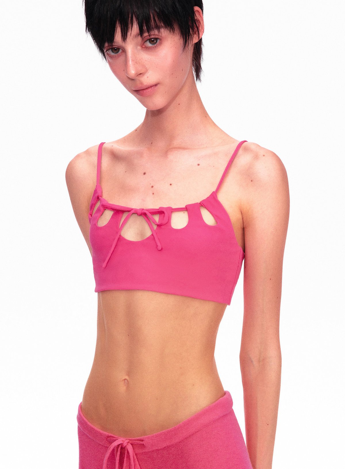 Cutout String Fit Top (3color)