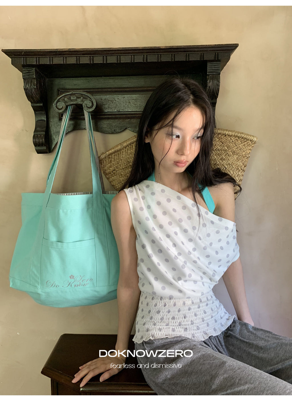 Dot Shirring Waist Top