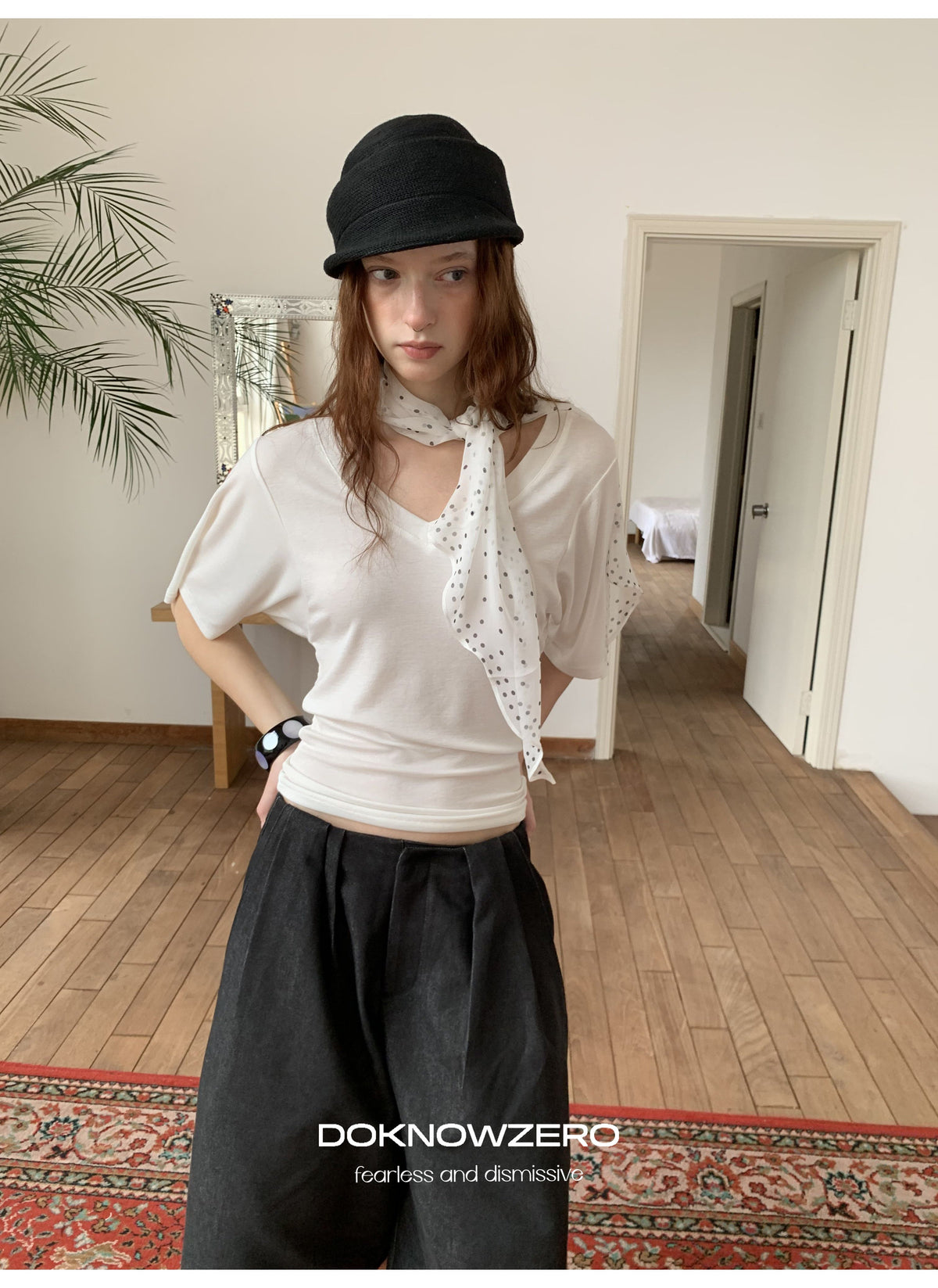 Batwing Sleeve V Neck Top (2color)