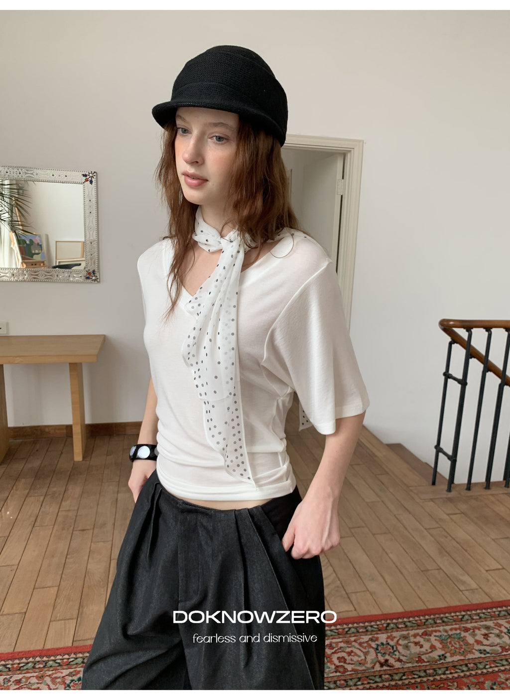 Batwing Sleeve V Neck Top (2color)