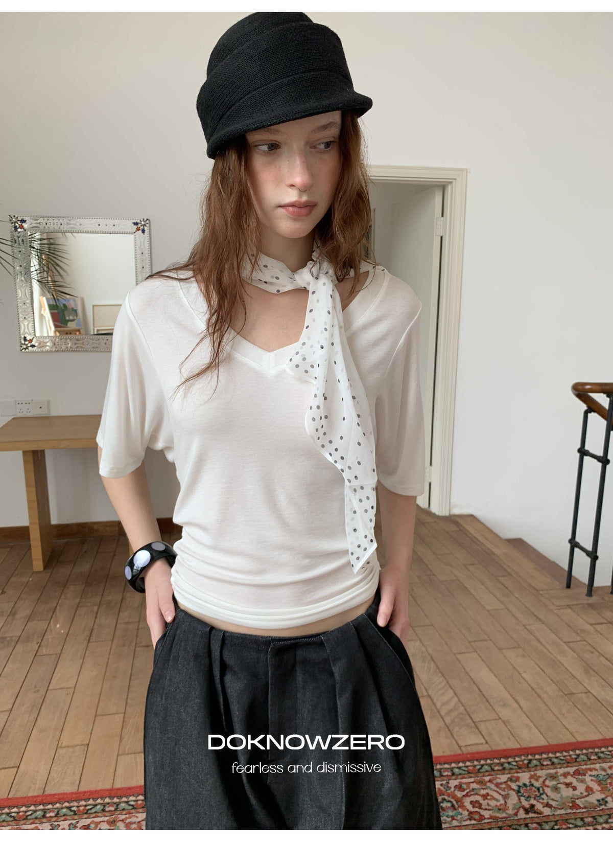 Batwing Sleeve V Neck Top (2color)