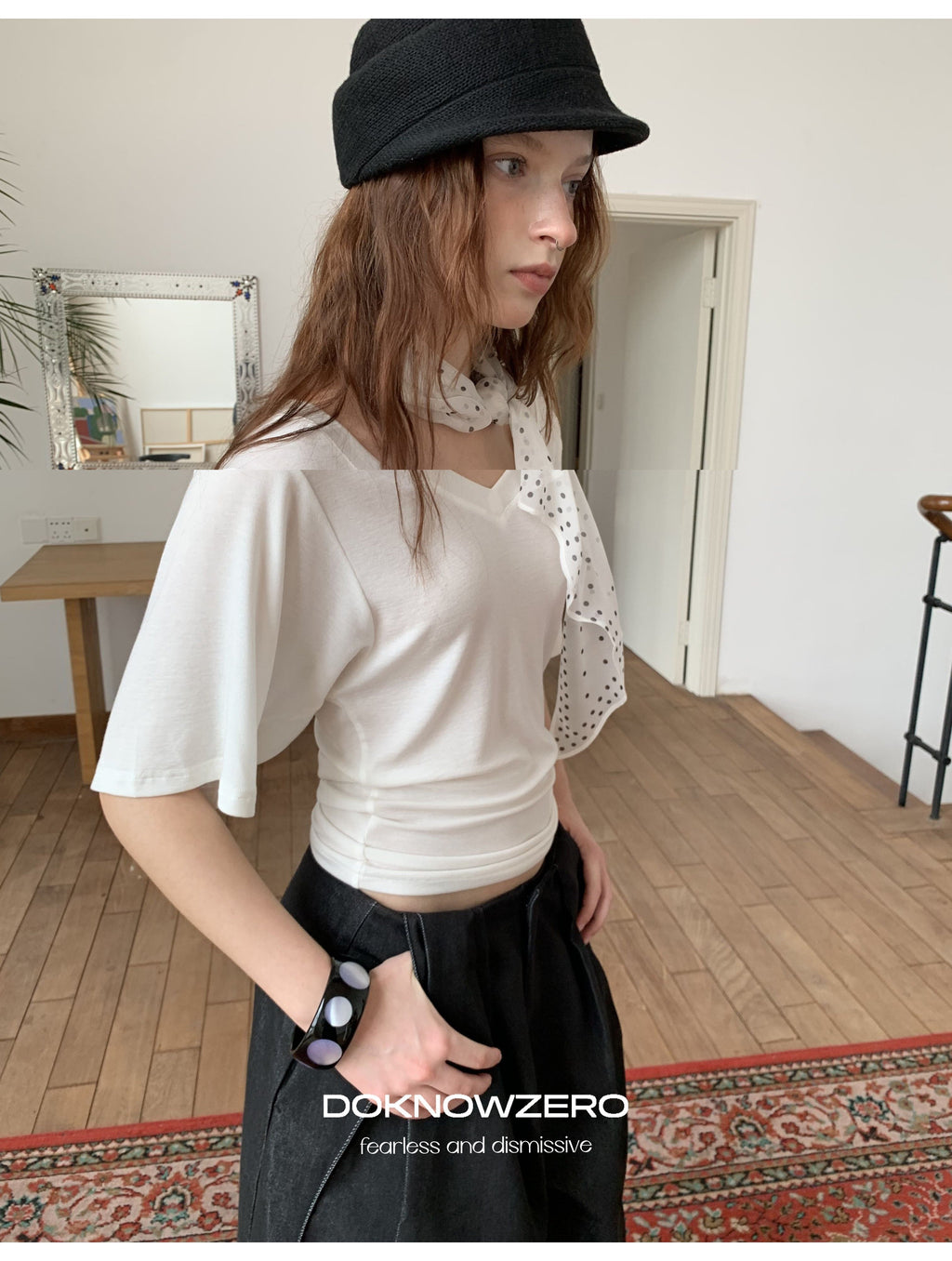 Batwing Sleeve V Neck Top (2color)