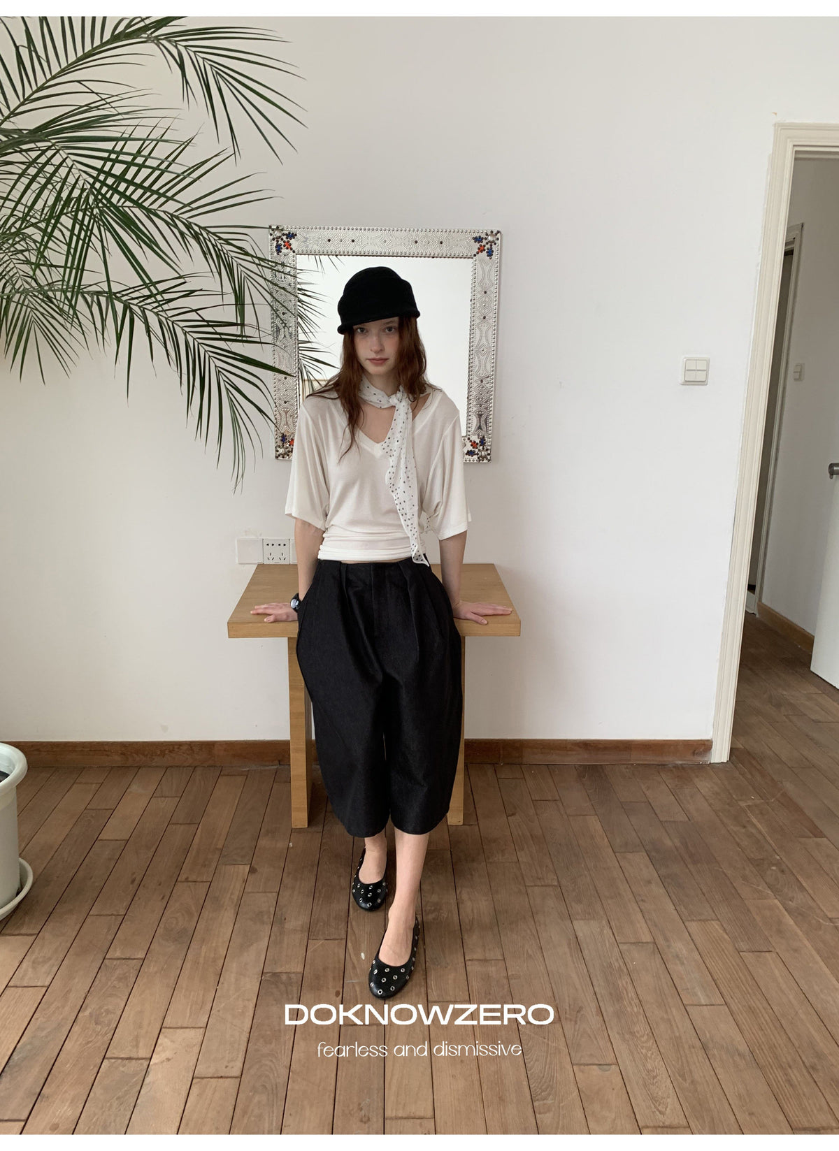 Batwing Sleeve V Neck Top (2color)