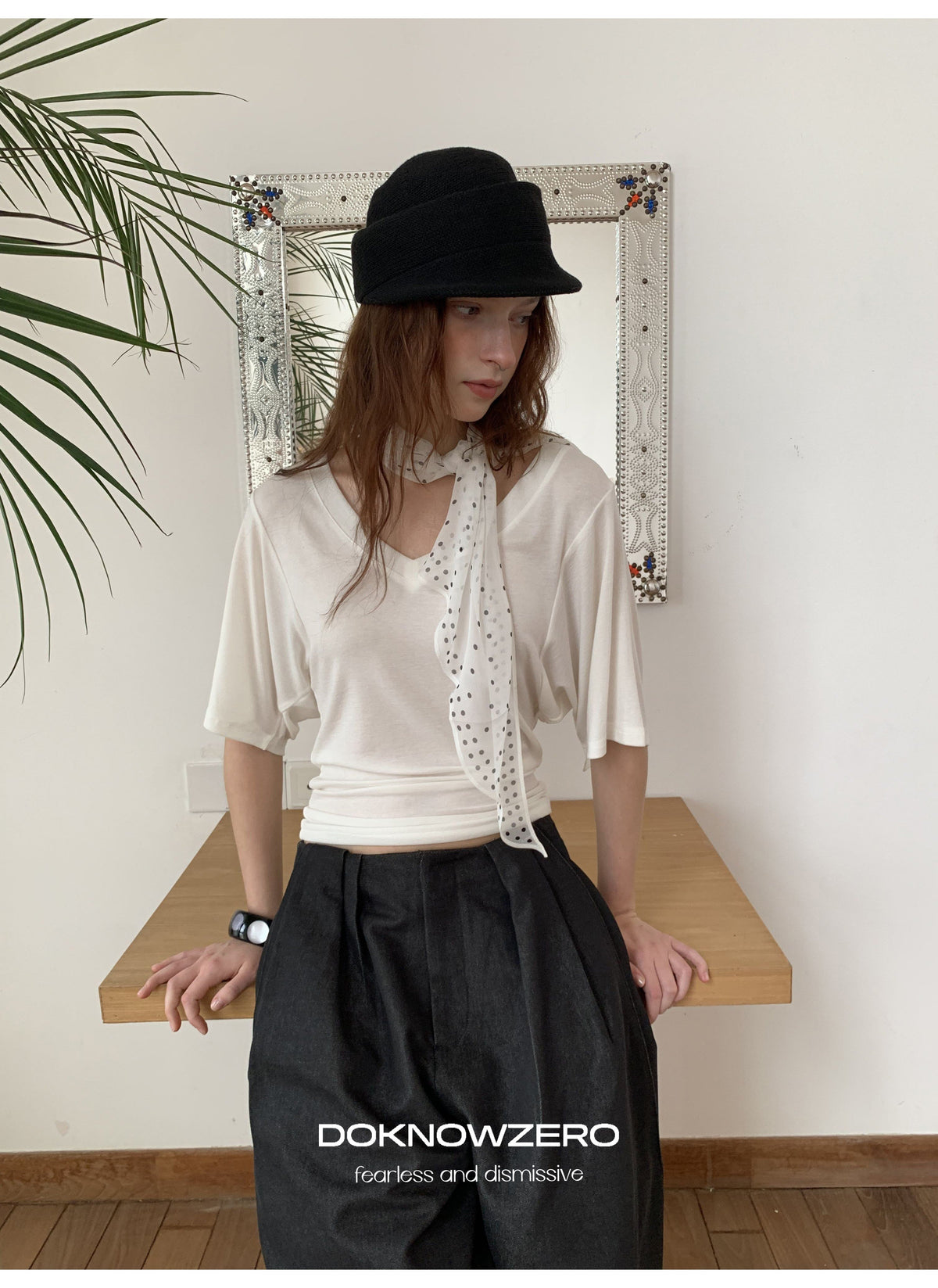 Batwing Sleeve V Neck Top (2color)