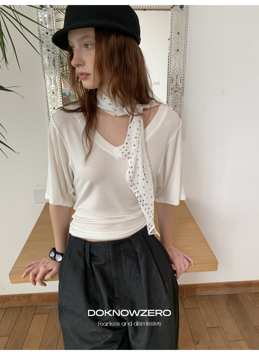 Batwing Sleeve V Neck Top (2color)