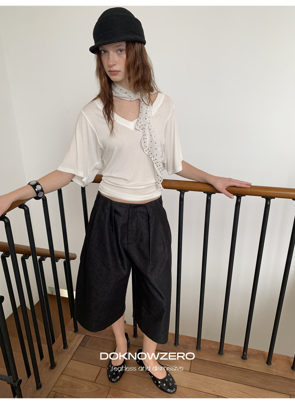 Batwing Sleeve V Neck Top (2color)