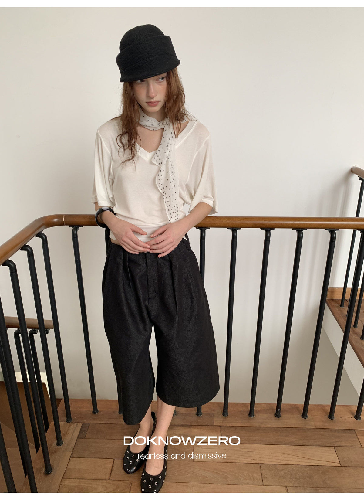 Batwing Sleeve V Neck Top (2color)