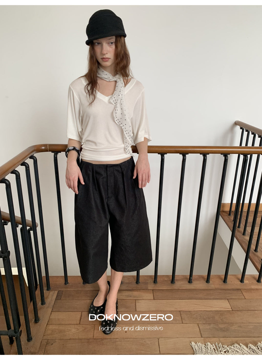 Batwing Sleeve V Neck Top (2color)