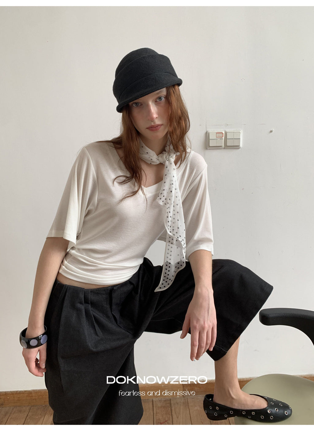 Batwing Sleeve V Neck Top (2color)