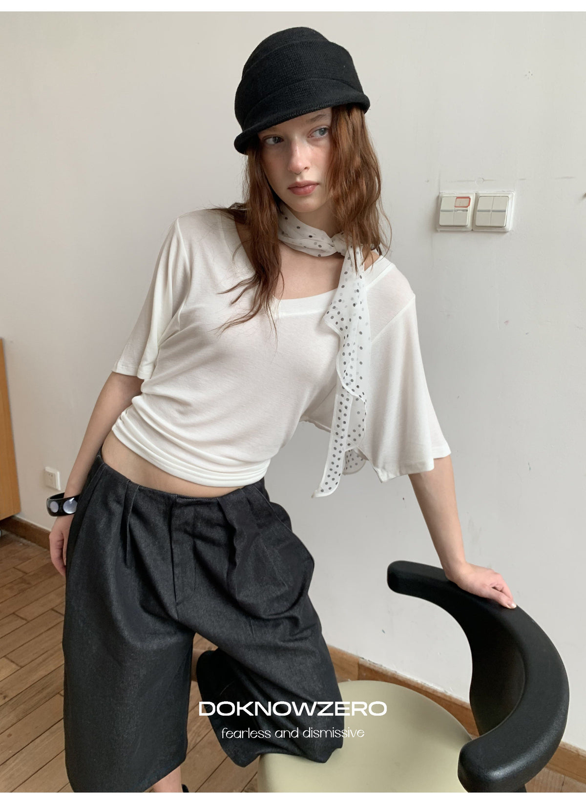 Batwing Sleeve V Neck Top (2color)