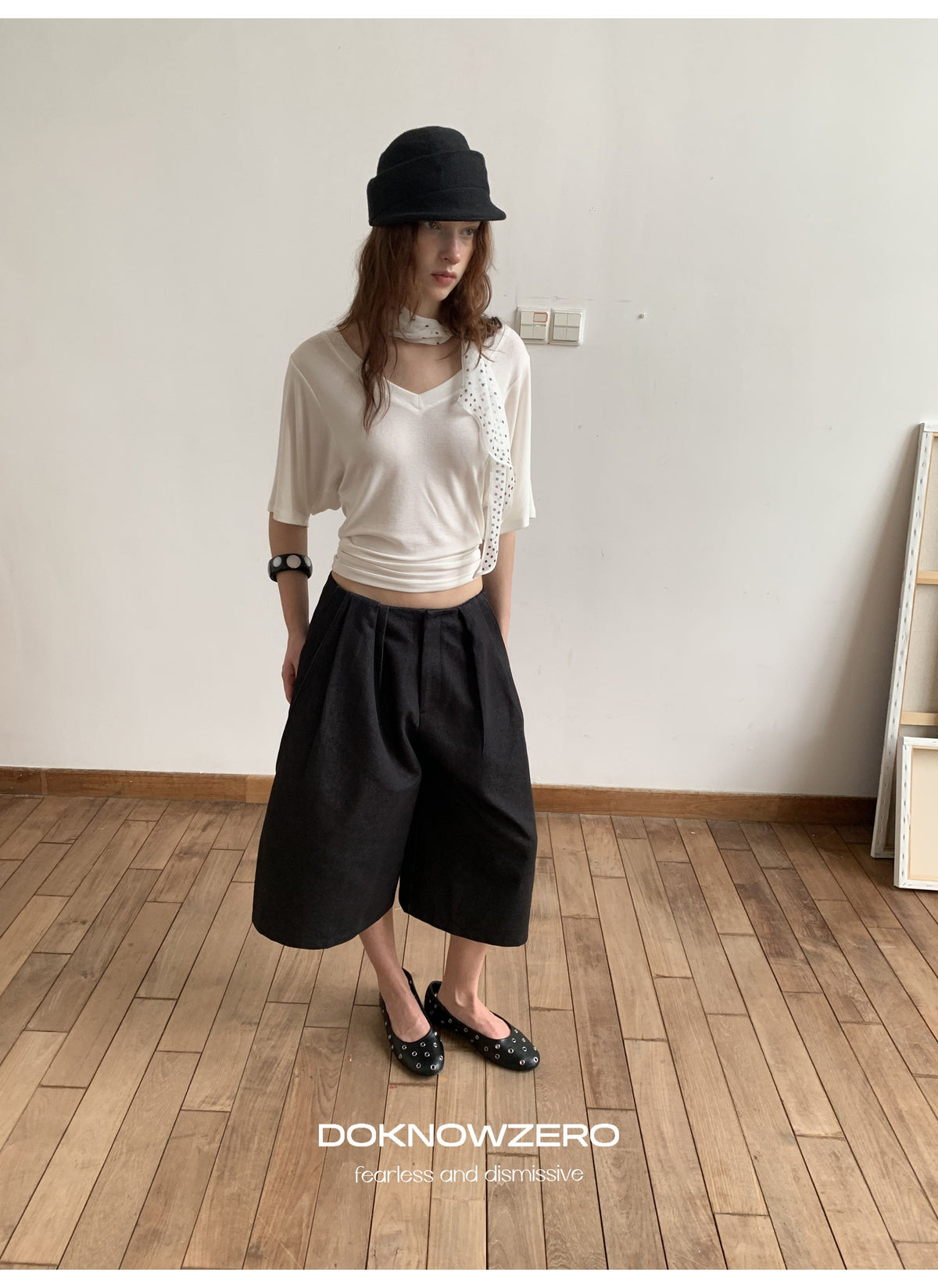 Batwing Sleeve V Neck Top (2color)