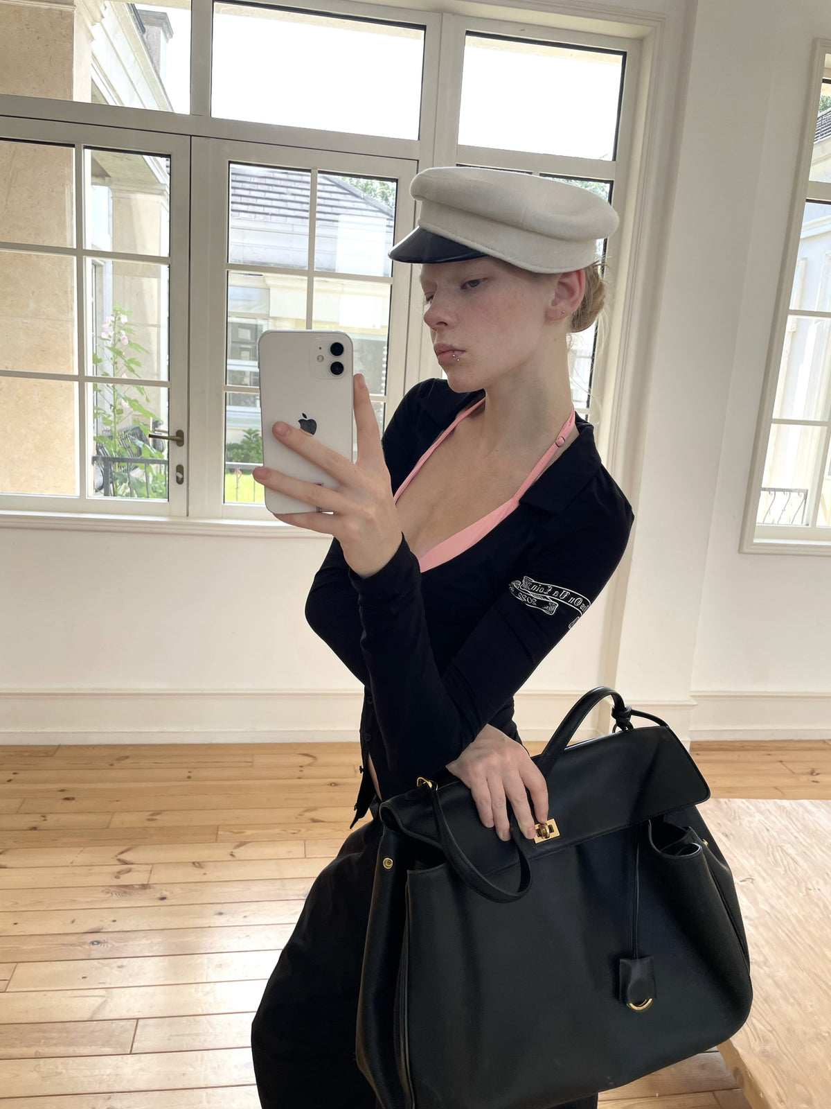 V-Neck Contour Stretch Top (2color)
