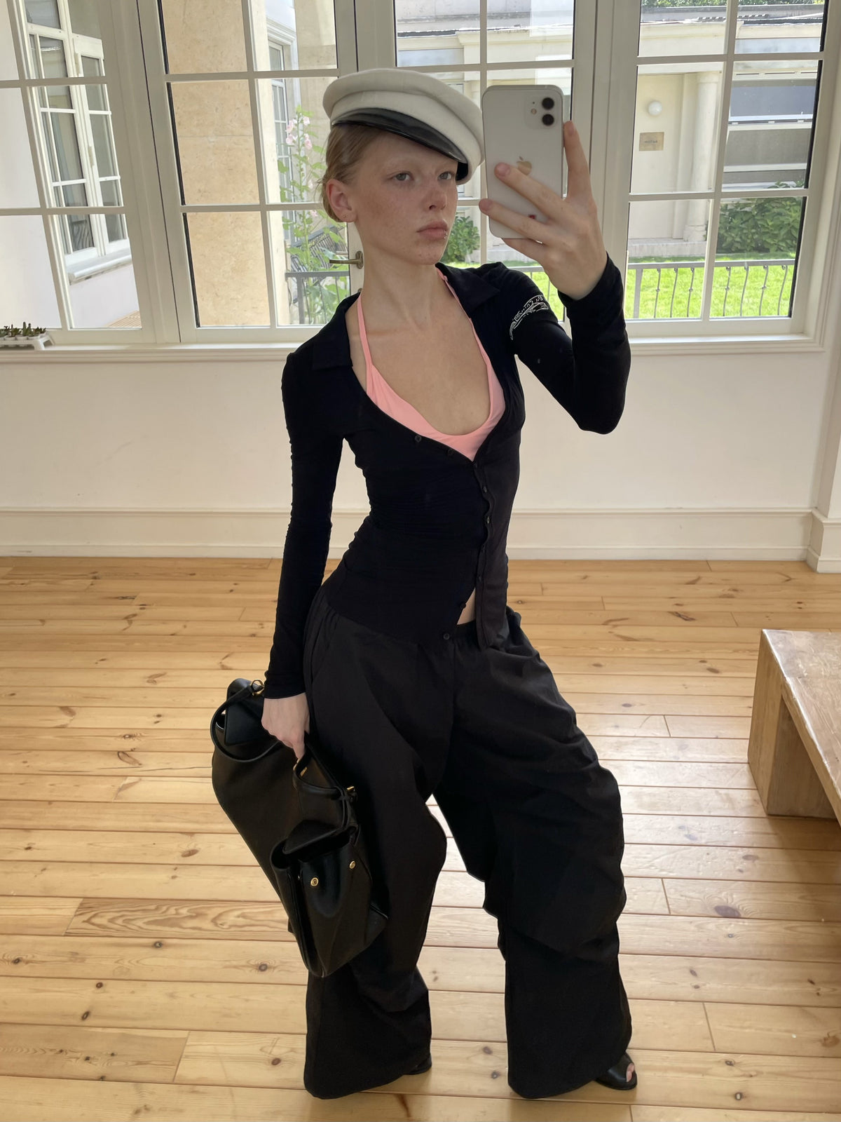 V-Neck Contour Stretch Top (2color)