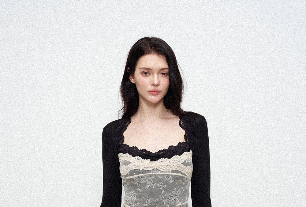 Shell Lace Contrast Sculpted Top