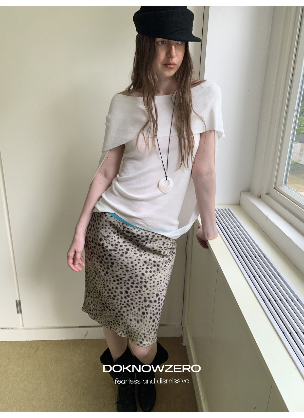 Leopard Sheen Straight Skirt