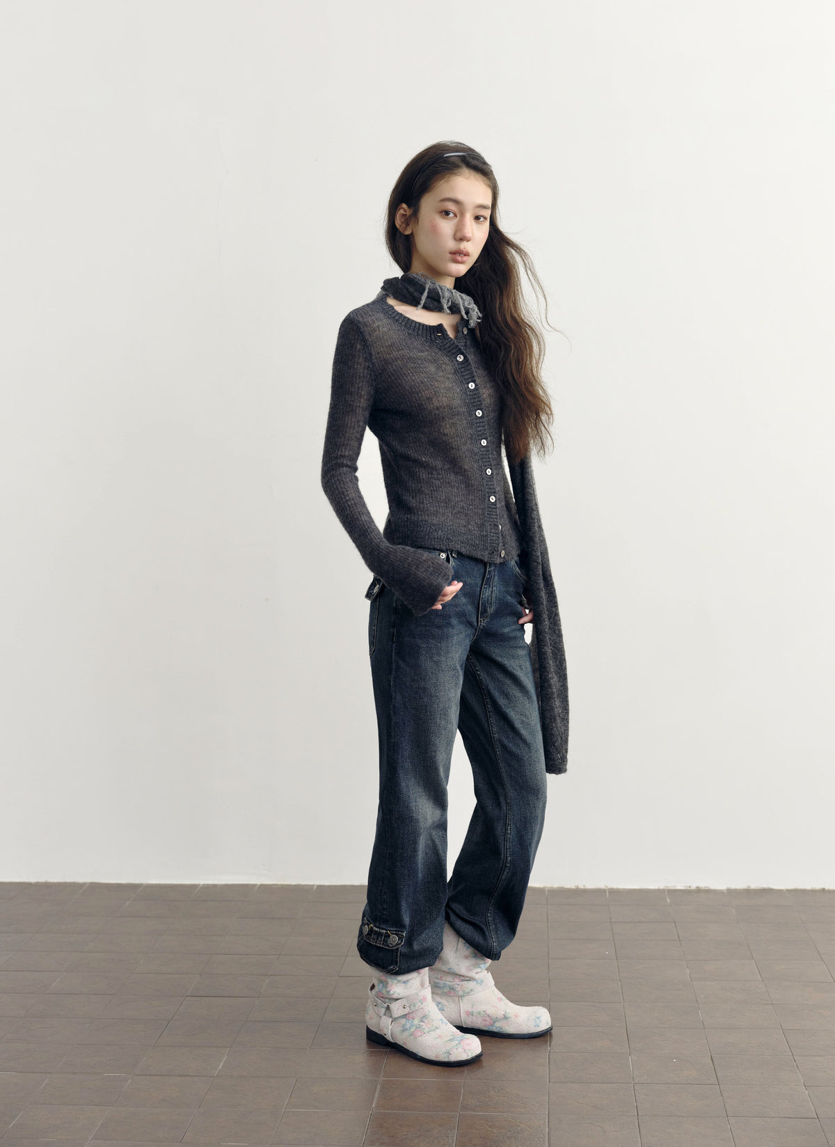 Deep Flare Denim Pants