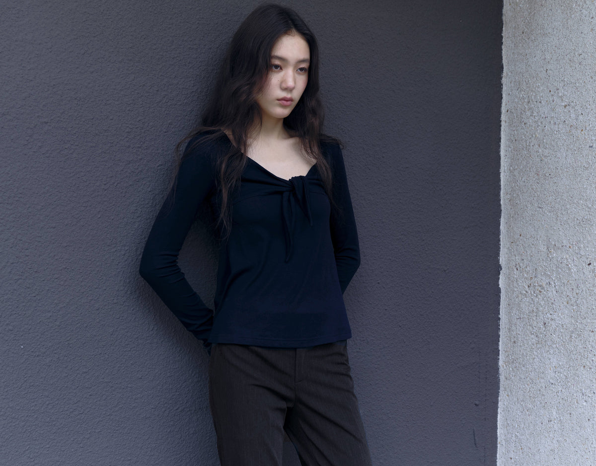 Knot Front Sculpted Top