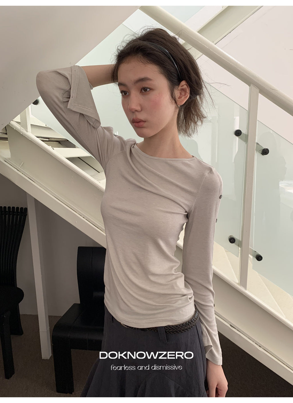 Buttoned Flare Sleeve Top