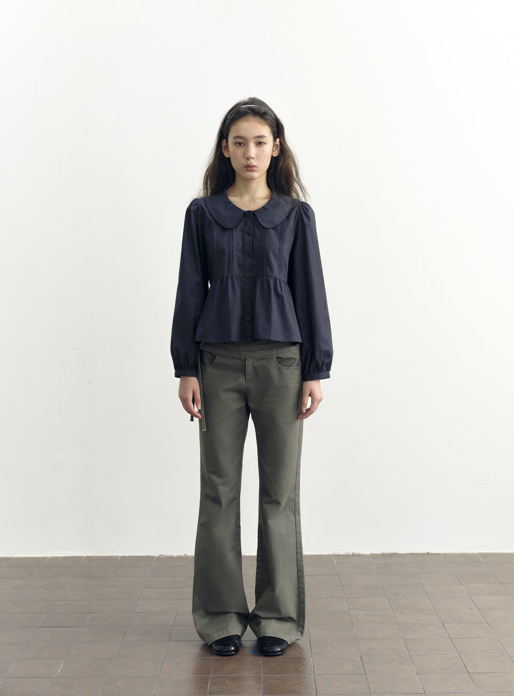 Doll Collar Pintuck Shirt