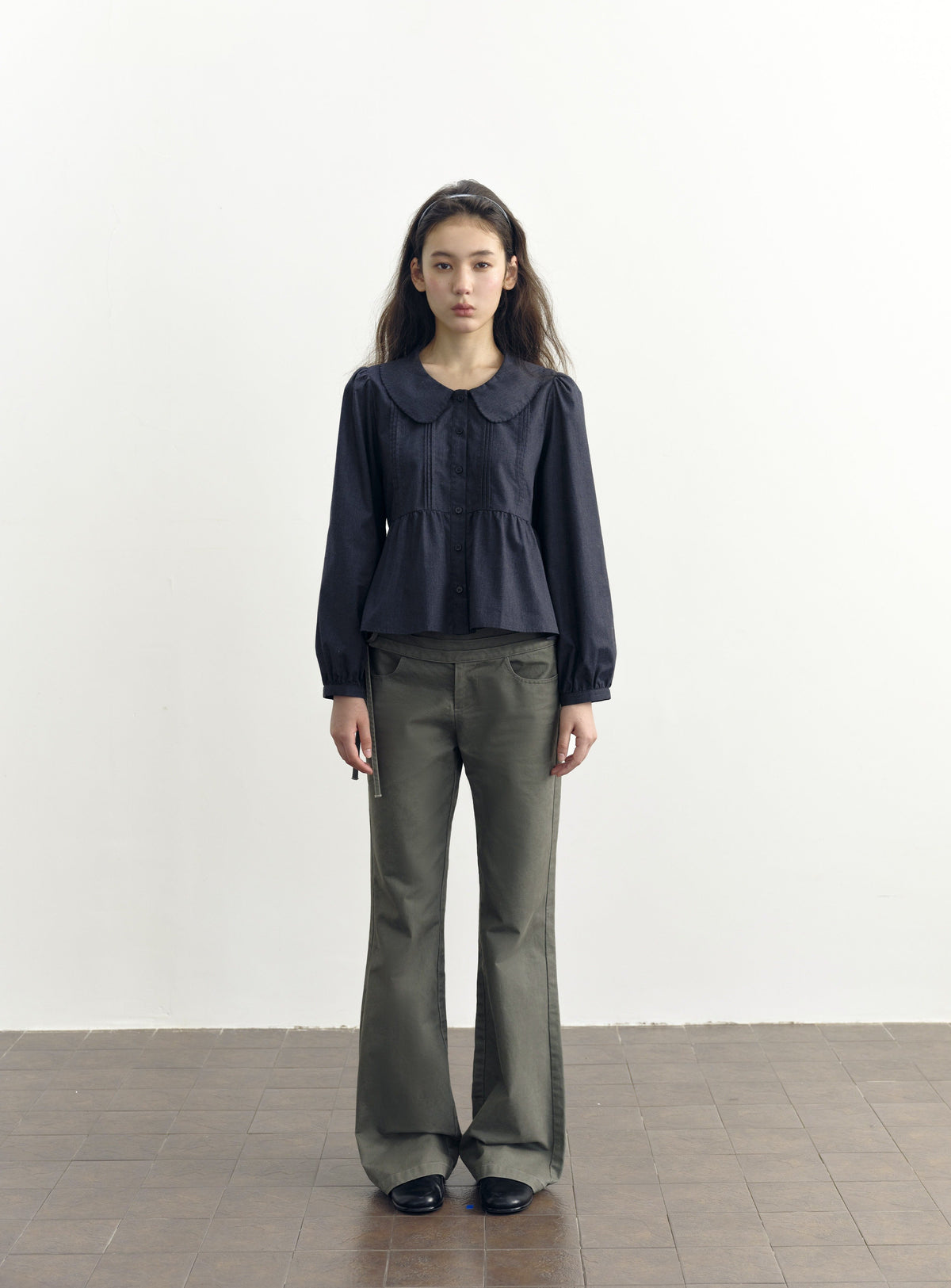 Doll Collar Pintuck Shirt
