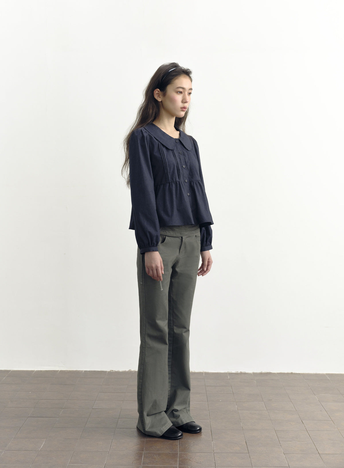 Doll Collar Pintuck Shirt