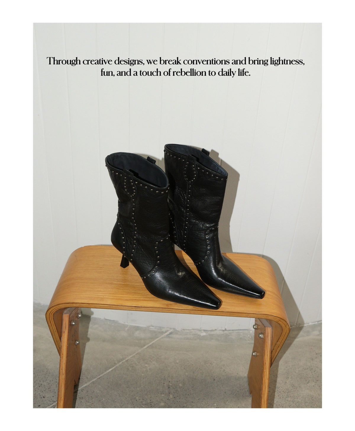 Wild Edge Rivet Boots (2color)