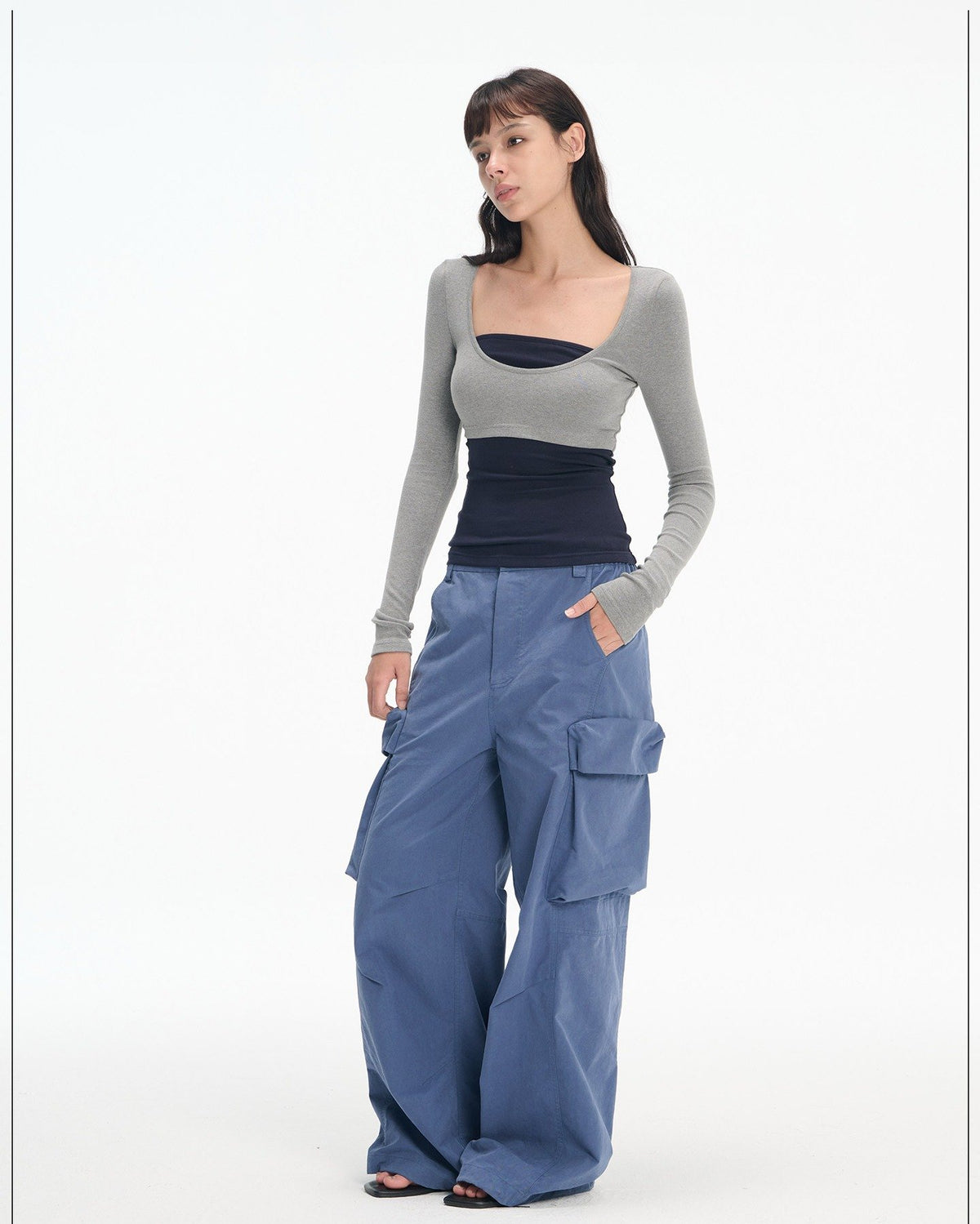Layered Frame U Neck Top (2color)