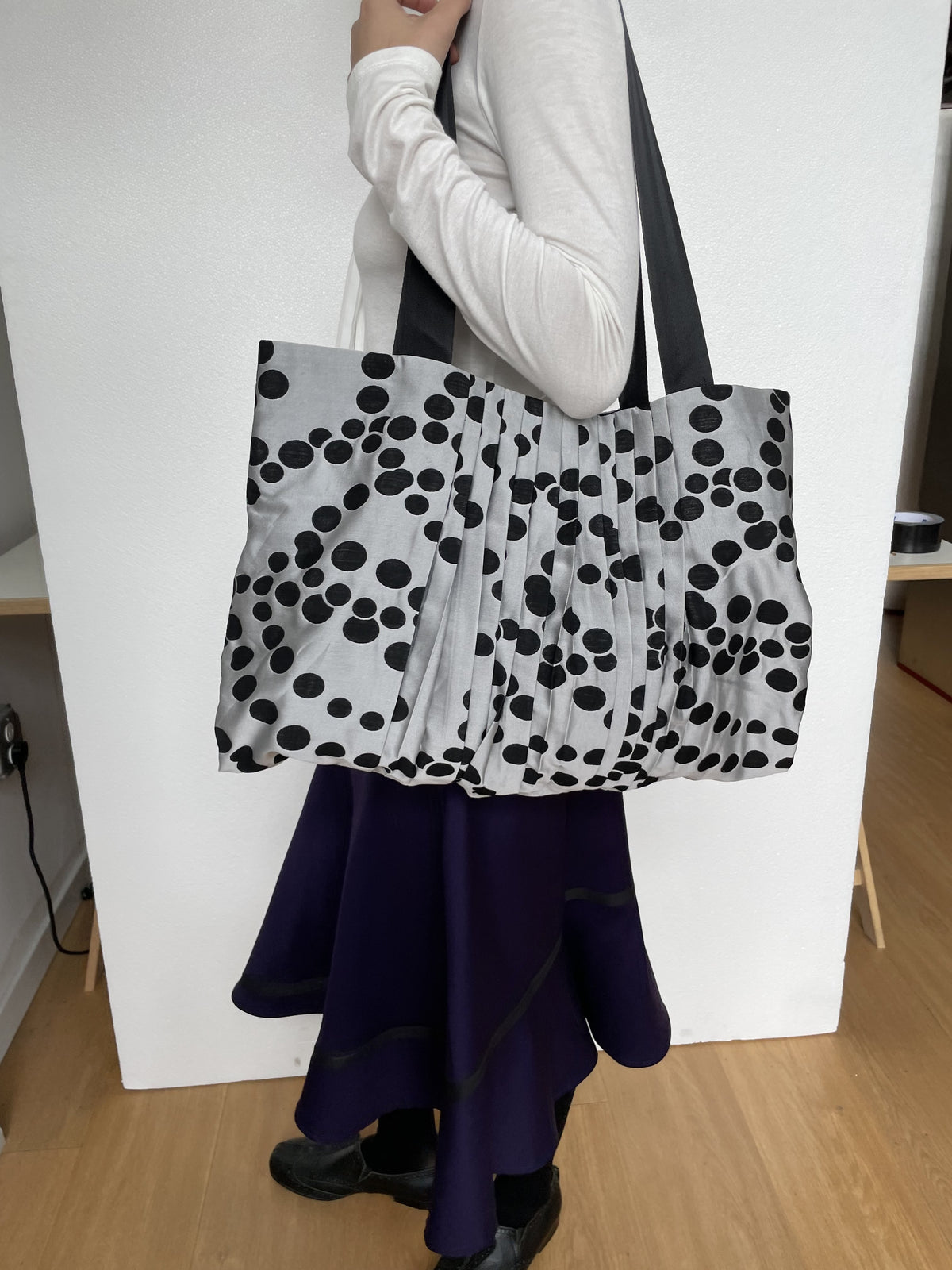 Pleated Dot Layer Tote Bag