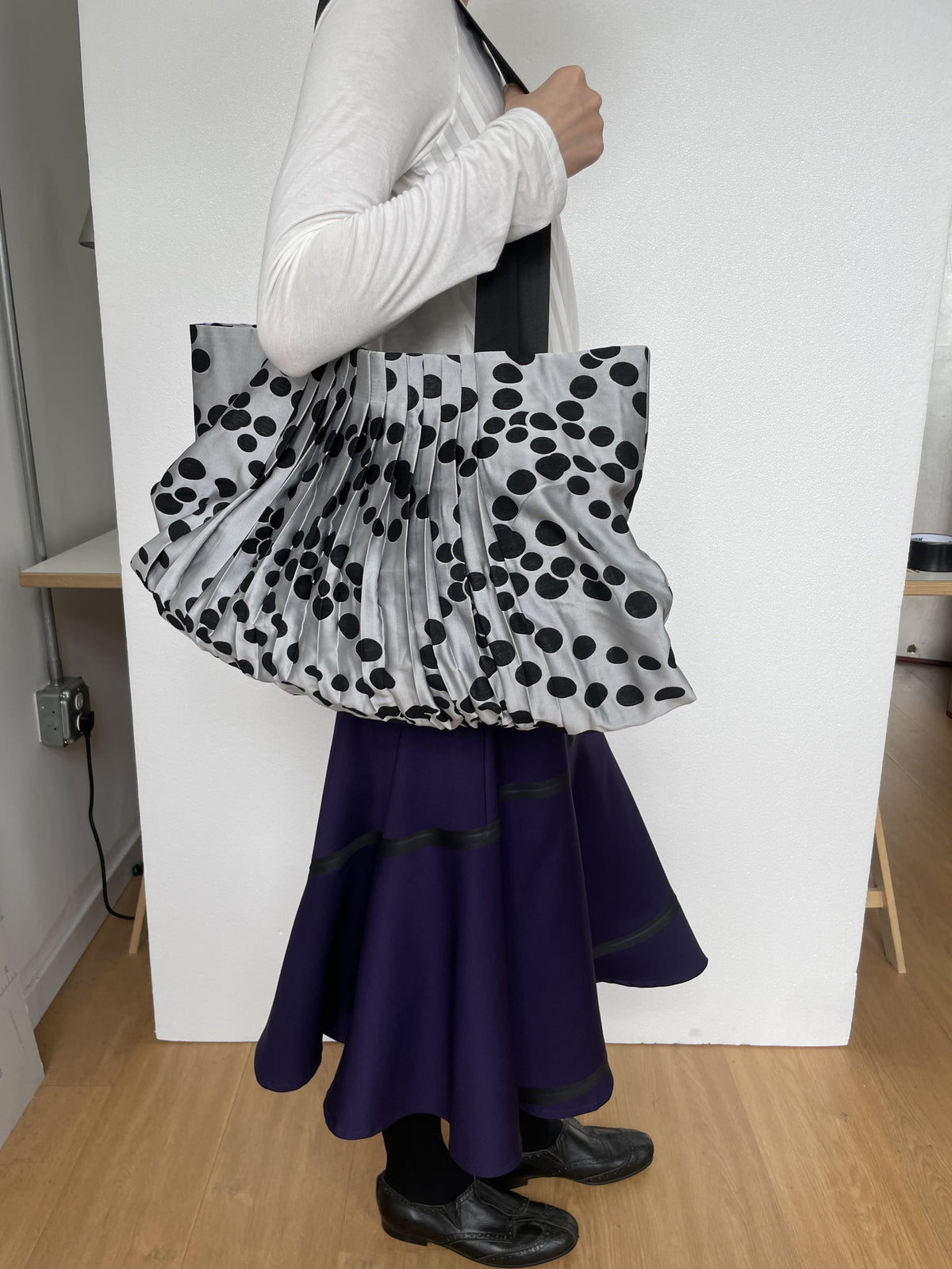 Pleated Dot Layer Tote Bag