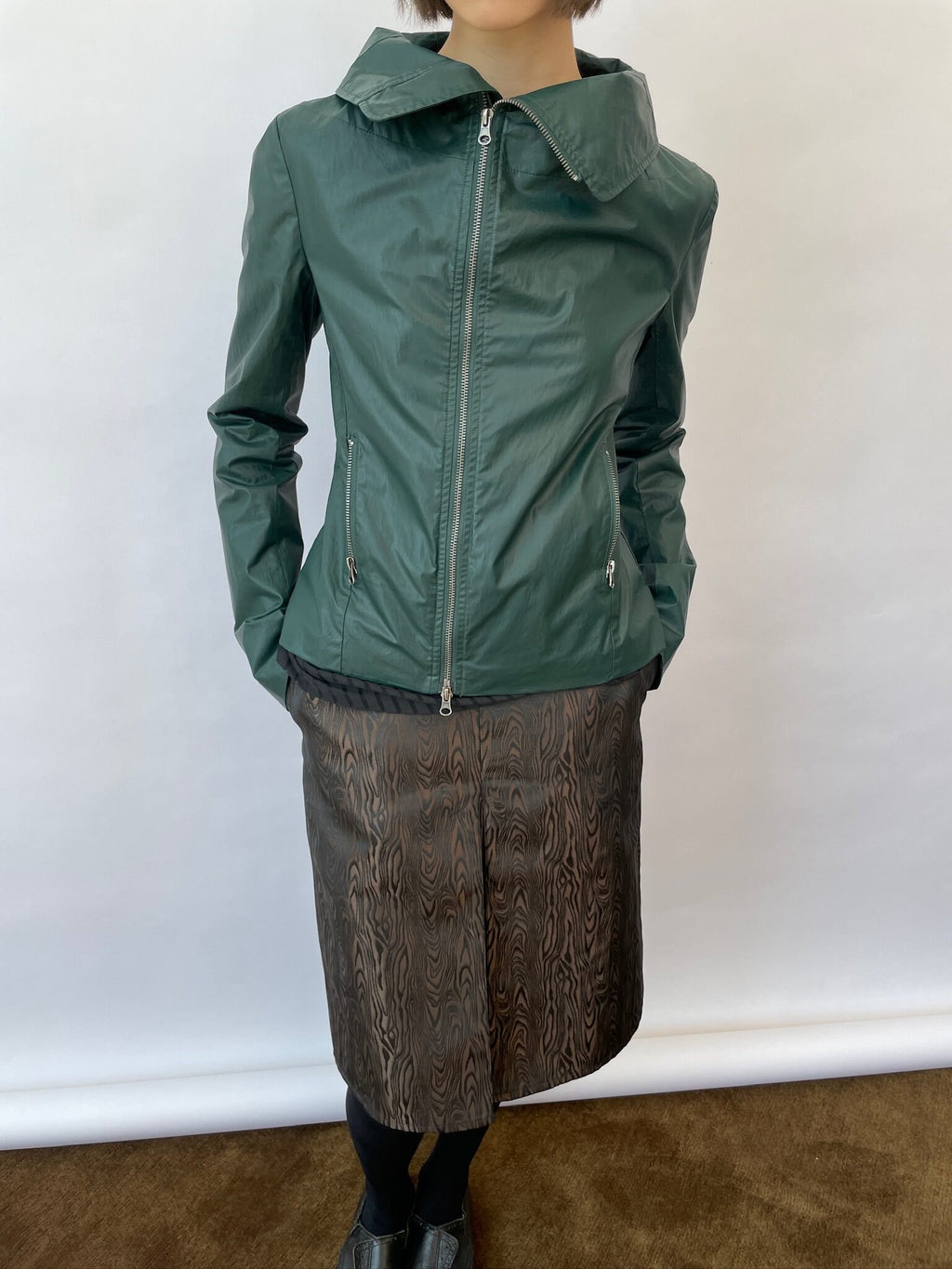 Woodgrain Slit Skirt