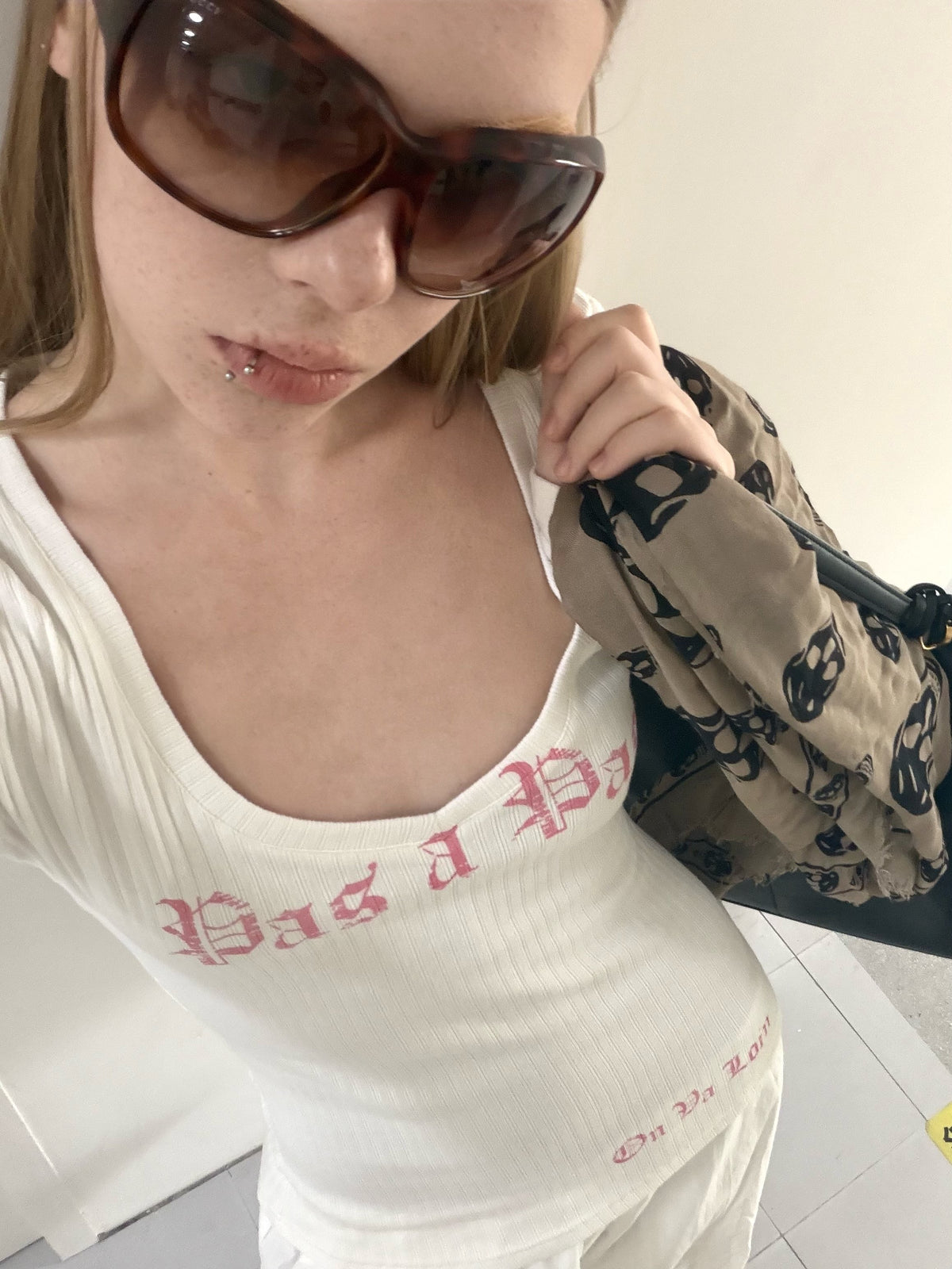 Letter Ribbed Scoop Top