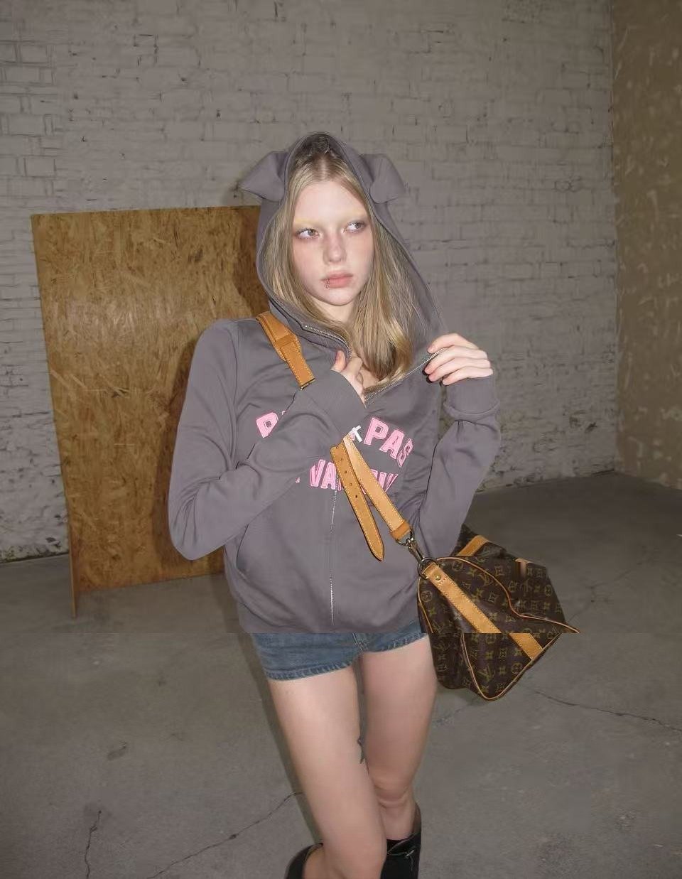 Dog Ear Zip-Up Hoodie