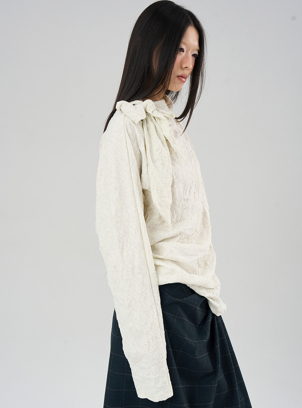 Tie-Neck Textured Loose Knit Top (3color)