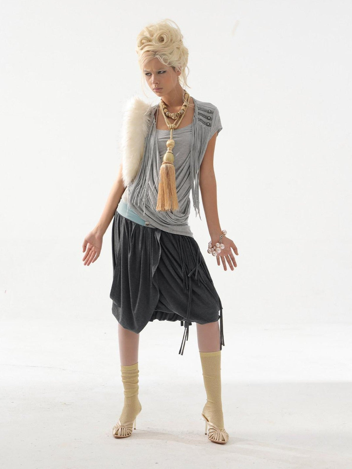 Desert Sand Asymmetric Draped Tassel Knit Women'S Lyocell Short Sleeve T-Shirts