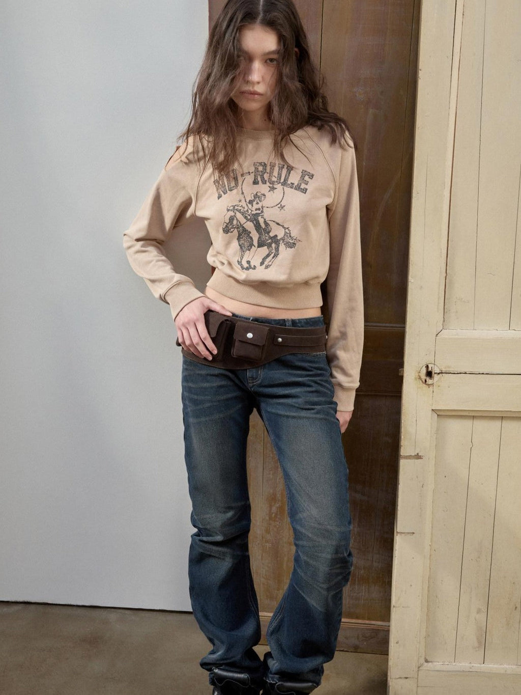 Knight Cat Print Washed Distressed Cropped Off Shoulder Women's Slim Sweatshirts