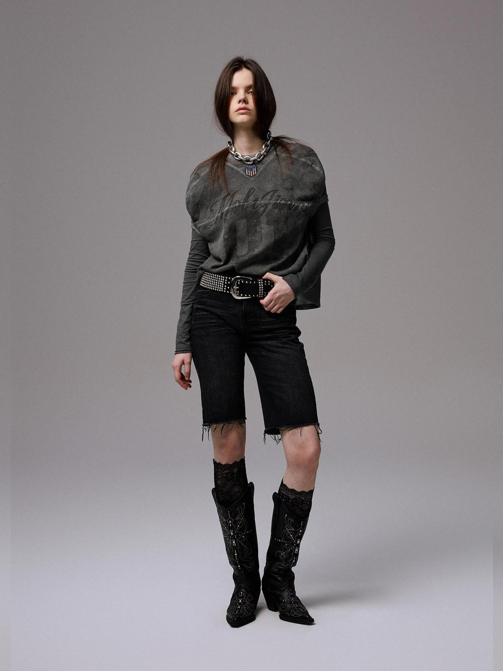 Washed Black Distressed Embroidered Women's Cotton Denim Bermuda Shorts
