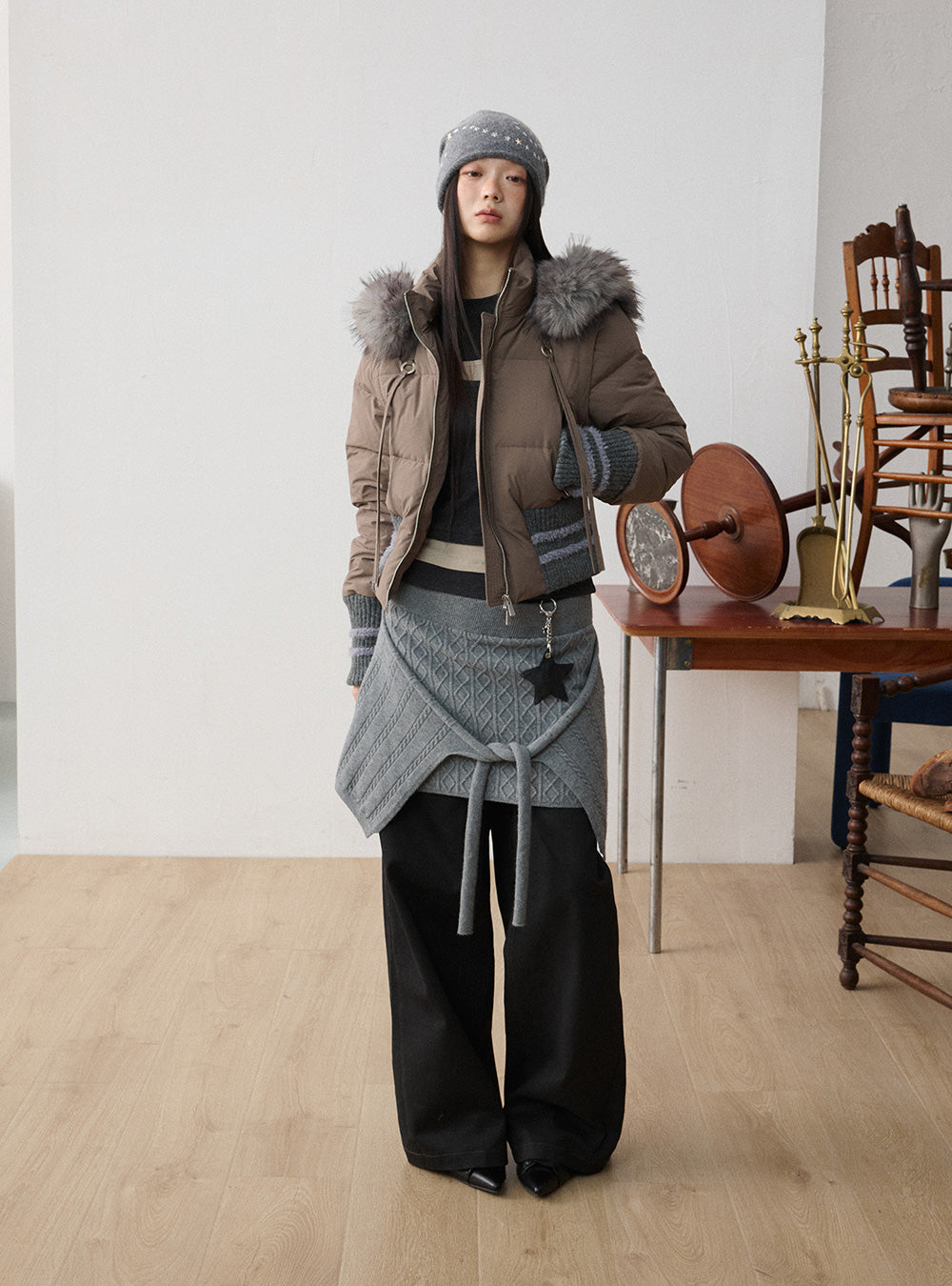 Furry Hooded Short Puffer Jacket (2color)